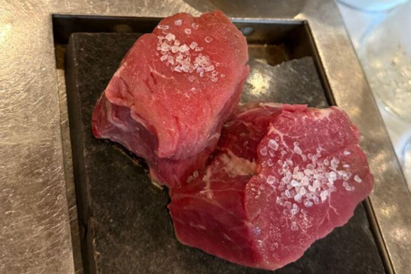 This New Jersey Portuguese Spot Has Built a Following on Garlic Shrimp and Hot-Stone Steak Since 1989