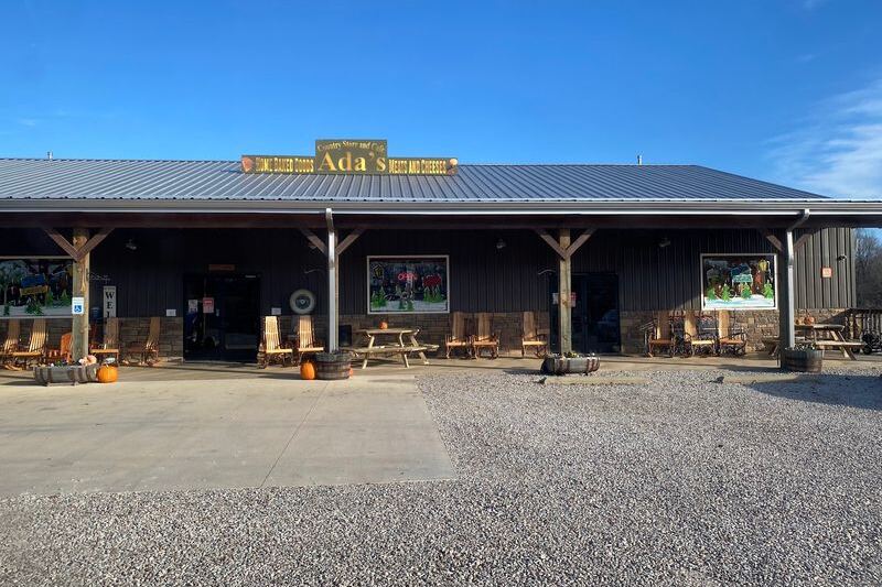 Locals Keep Stopping at This Tennessee Amish Store for Made-to-Order Oven-Roasted Turkey Sandwiches and Free Popcorn