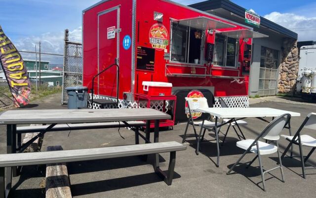 Seven Oregon Food Carts Where a Full Meal Still Comes in Under Ten Dollars