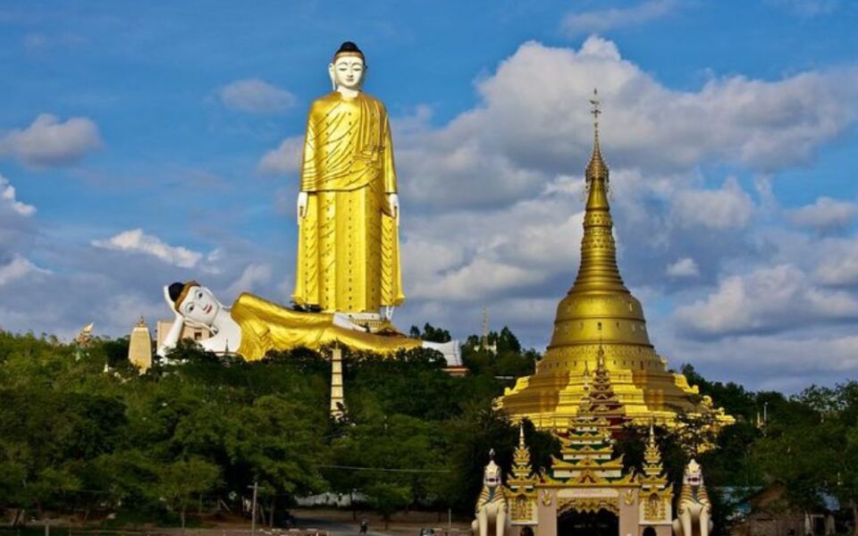 15 of the World’s Tallest Statues and the Stories Behind Them