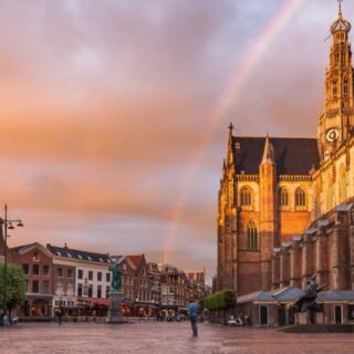 13 Overlooked Towns With More to Offer Than Their Famous Neighbors