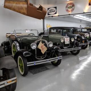 This Tucked-Away Ohio Museum Packs Dozens Of Gleaming Vintage Cars Under One Roof