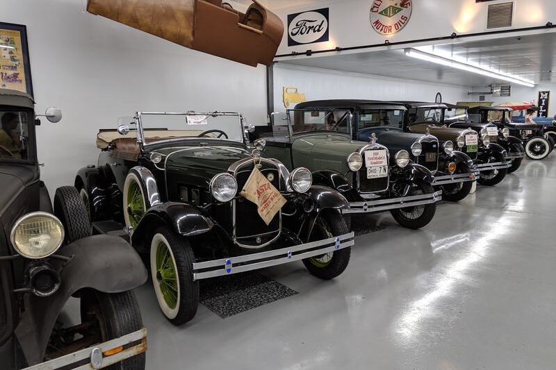 This Tucked-Away Ohio Museum Packs Dozens Of Gleaming Vintage Cars Under One Roof