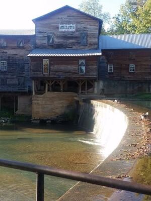 Riders Plan Whole Routes Around This Legendary Tennessee Riverfront Hangout Where the Views Match the Ride