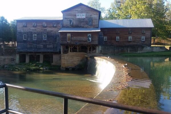 Riders Plan Whole Routes Around This Legendary Tennessee Riverfront Hangout Where the Views Match the Ride