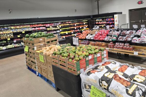 Frugal Minnesota Families Swear By This Discount Grocery Store for Stretching Their Budget