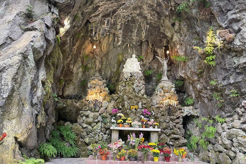 This Oregon Catholic Shrine Draws Pilgrims From Other States to Wander Its Free Forested Prayer Grounds