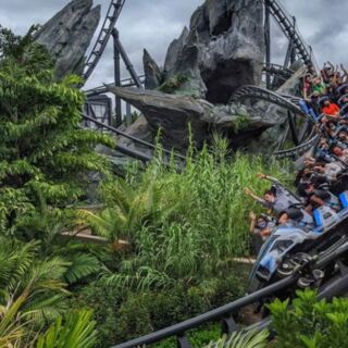 15 Legendary Roller Coasters Every American Theme Park Fan Should Experience