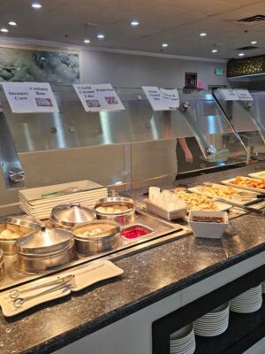 The Oregon Buffet With More Than 250 Dishes You’ll Never Finish in One Visit