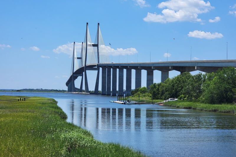 Georgia’s Tallest Cable-Stayed Bridge Has Drivers Hugging the Middle Lane 486 Feet Up