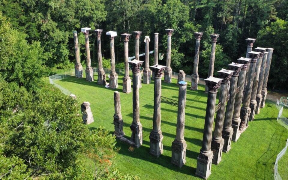 This Mississippi Mansion Burned Down In 1890, But 23 Giant Columns Still Stand