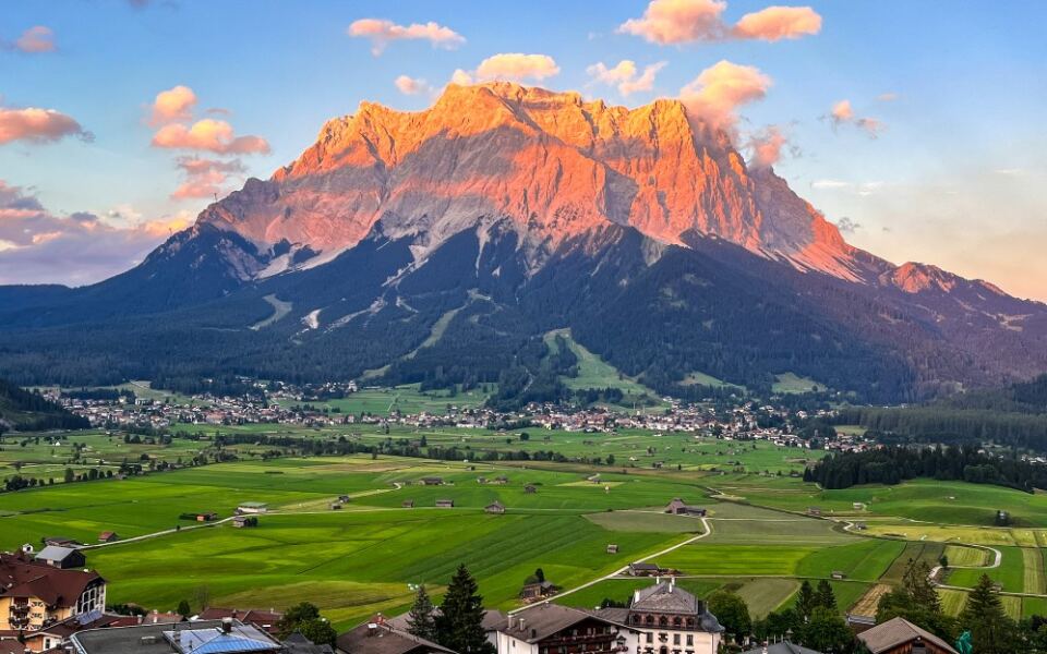 18 Mountains Across Europe With Seriously Beautiful Views