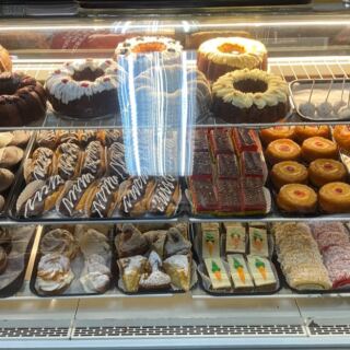 This Nevada Bakery Supplies Hotels And Casinos But Anyone Can Shop Here