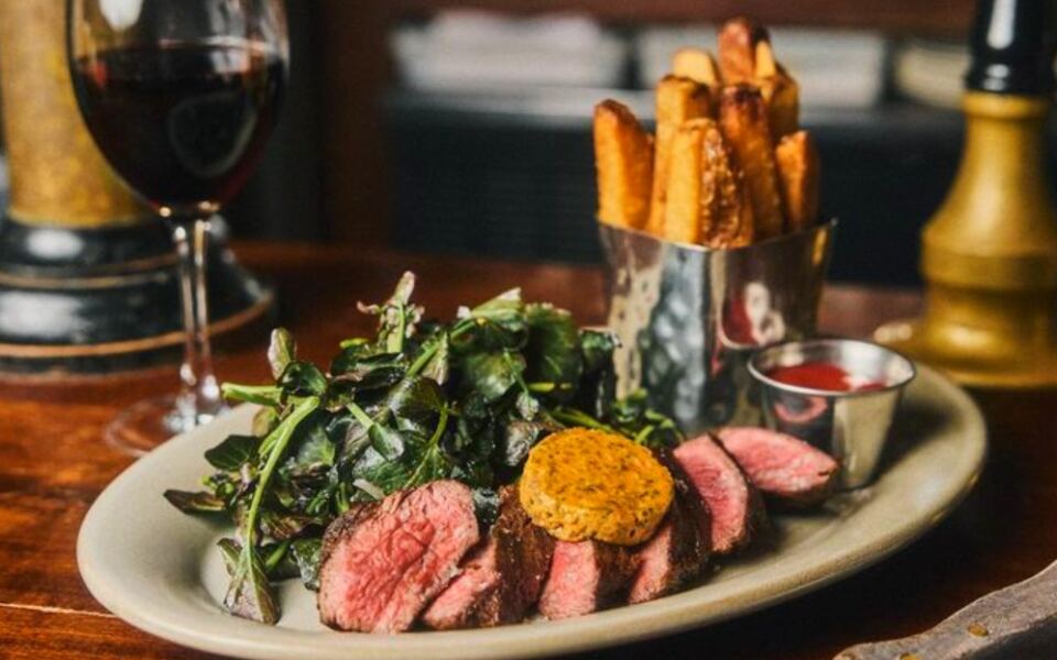 This Philadelphia Pub Feels Like a British Country House Hidden in the Middle of the City