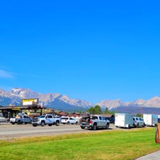 This Stanley Dining Spot Serves Travelers and Outdoor Adventurers in Idaho’s Sawtooth Country