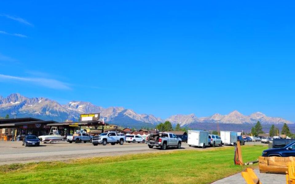 This Stanley Dining Spot Serves Travelers and Outdoor Adventurers in Idaho’s Sawtooth Country