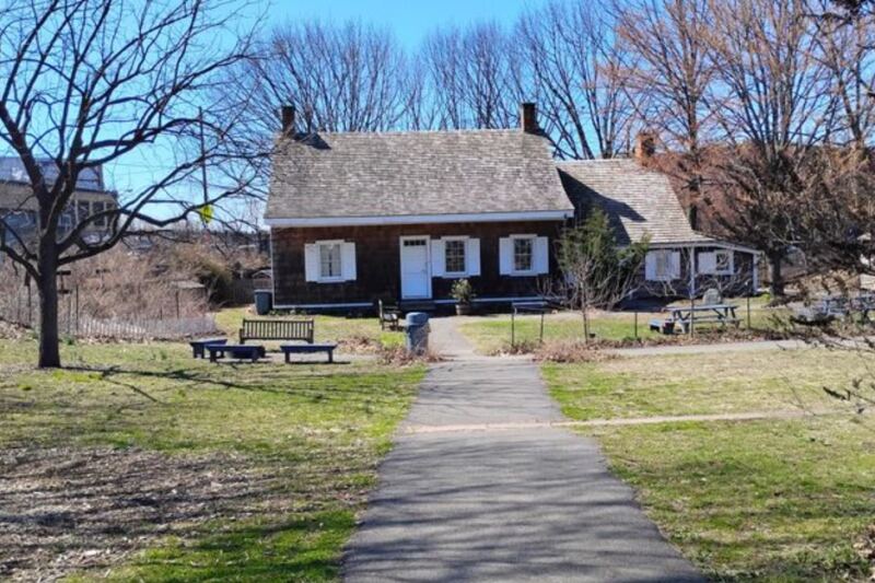 New York’s Oldest House Was Built by a Dutch Settler in the 1650s and Still Stands Today