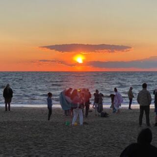 8 New Jersey Beaches For An Afternoon Walk