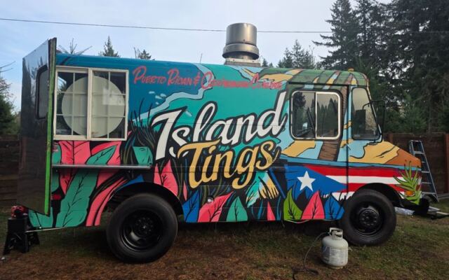This Under-the-Radar Oregon Food Cart Serves Pernil And Arroz Con Gandules That Taste Like Puerto Rico