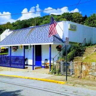 This Charleston, West Virginia, Deli Has Become a Hidden Gem for Mediterranean Flavor and Homemade Food