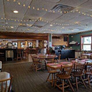 This Casual Jersey Shore Spot Is Serious About Crab and Fresh Seafood