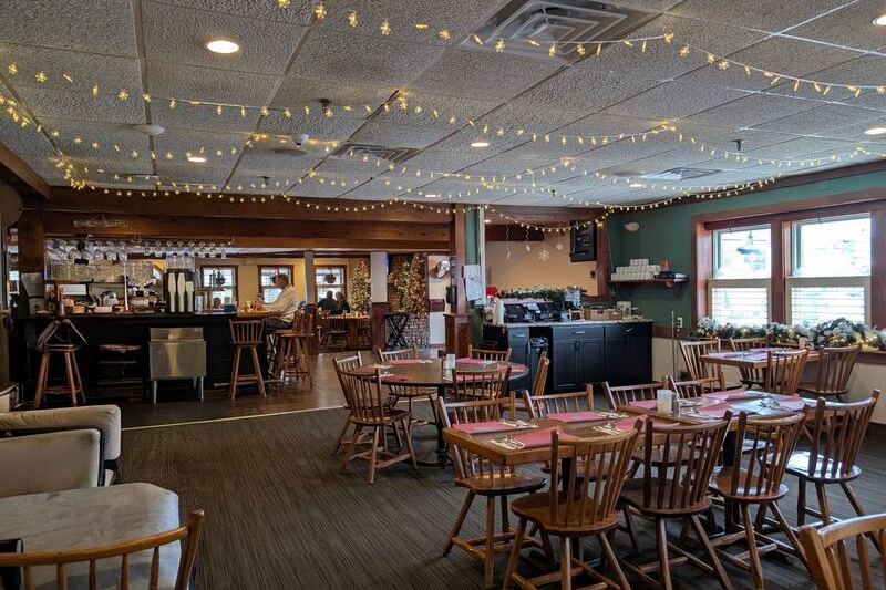 This Casual Jersey Shore Spot Is Serious About Crab and Fresh Seafood