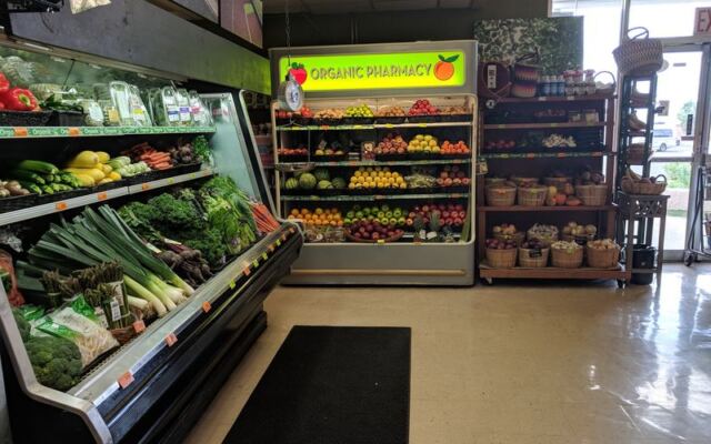 This Member-Owned Arizona Grocery Co-op Has Locals Raving About the Prices