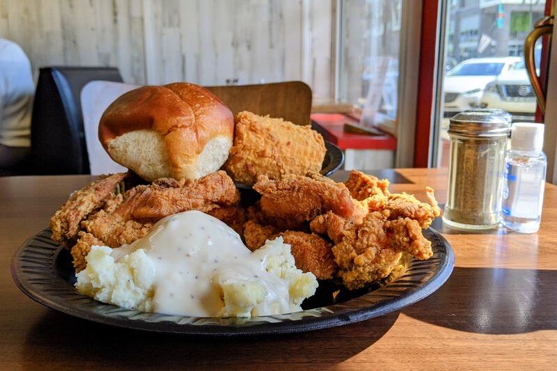 This Longtime Tulsa Soul Food Institution Serves Some of Oklahoma’s Best Fried Chicken