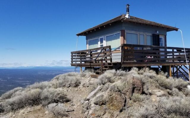 15 Oregon Mountaintop Lookouts Where a Night Under the Stars Costs About as Much as Takeout
