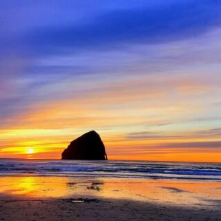 Locals Worry These 10 Oregon Towns Are Quietly Being Scooped Up by Investors