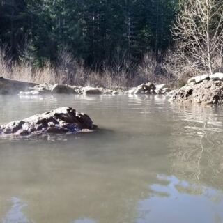 Grown-Ups Slip Into This Oregon Soaking Pool With Warm Water and Endless Quiet to Unwind