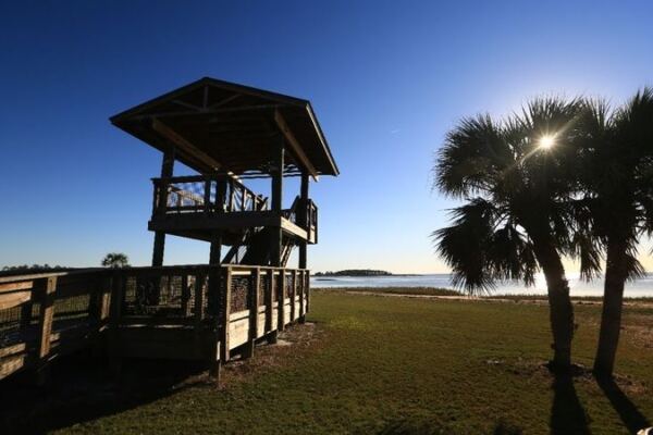 This Peaceful Little Florida Town Lets You Live Easily on Just $450 a Month in Rent