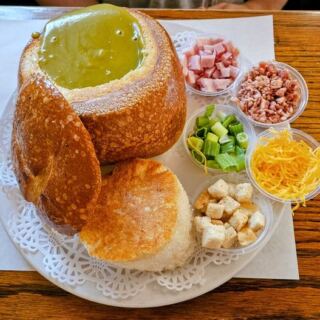 Pea Soup Andersen’s in Buellton Has Been Ladling Bottomless Split Pea Soup to California Road-Trippers Since 1924