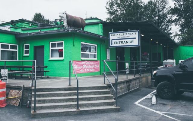 This Old-School Washington Butcher Shop Is a Local Favorite for Its Homemade Jerky