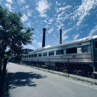 This Vintage Berkshires Train in Massachusetts Skips the Locomotive Because Its 1953 Budd Car Powers Itself