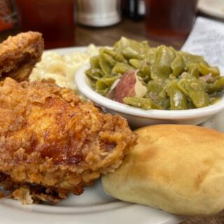 One of the Oldest Family-Owned Restaurants in Tennessee Still Serves the Meals Locals Grew Up On