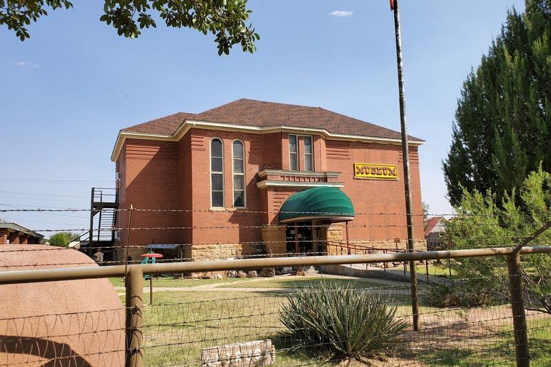 New Mexico’s Tucumcari Kept Its Old Route 66 Soul After the Trains and Interstate Left It Behind