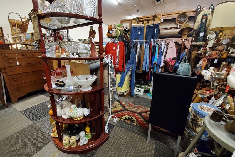 This Massive Arizona Antique Mall Packs In 145 Dealers You Can’t Get Through in a Single Visit