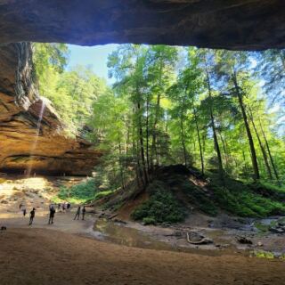 9 Ohio Waterfalls You Can Walk Right Up To Where The Views Feel Completely Unreal