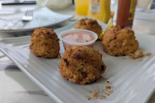 You Can Feast on Colossal Lump Crab Cakes With Zero Filler at This Tucked-Away St. Pete Beach Spot