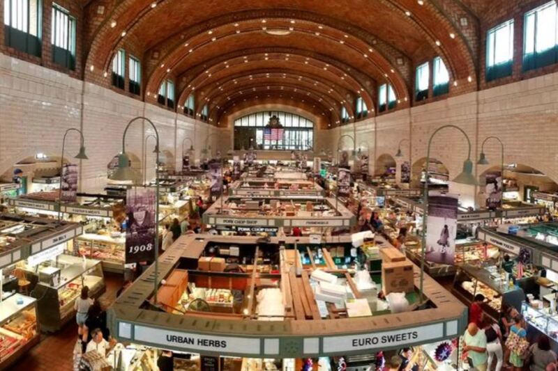 There’s A Massive Ohio Market Where Every Aisle Overflows With Treats You’ve Never Tasted