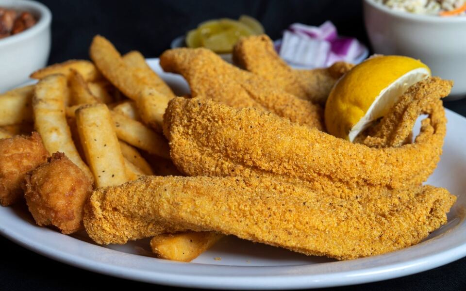 14 Arkansas Fried Catfish Restaurants Worth Every Mile