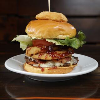 This Old-School Burger Joint In South Carolina Piles Creative Toppings On Real Ground-Beef Patties