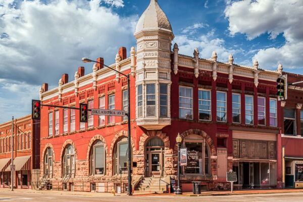 This Charming Oklahoma Town Has One Of The Most Perfectly Preserved Historic Downtowns You’ll Ever Wander