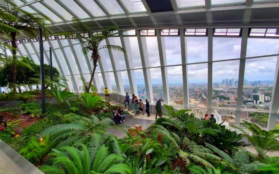 13 Cities Where Rooftops Reveal a Completely Different World
