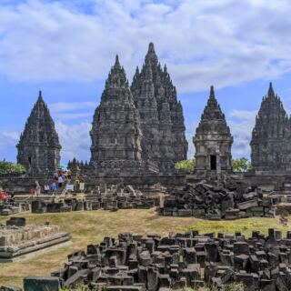 20 Of The World’s Most Beautiful Temples You Can Visit