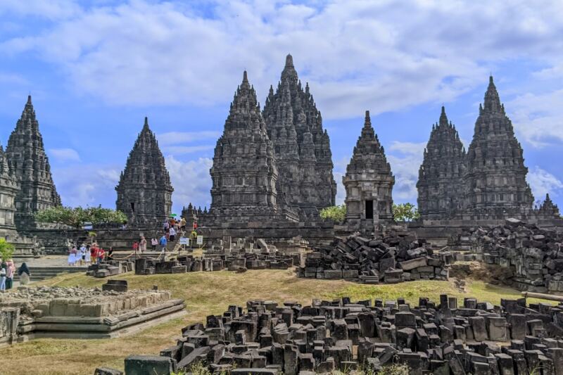 20 Of The World’s Most Beautiful Temples You Can Visit