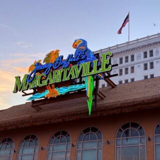This Lively New Jersey Boardwalk Spot Brings Jimmy Buffett’s Island Vibe To Life With Seafood