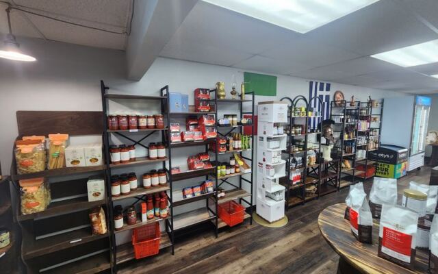 This Texas Gourmet Market Stocks Olive Oils, Imported Wine, And Cheeses Shipped Straight From Italy And Greece