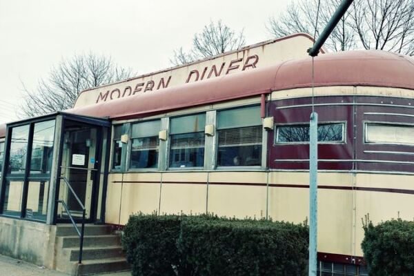 This Rhode Island Diner Has Been Serving Breakfast And Coffee Cabinets Since The 1940s